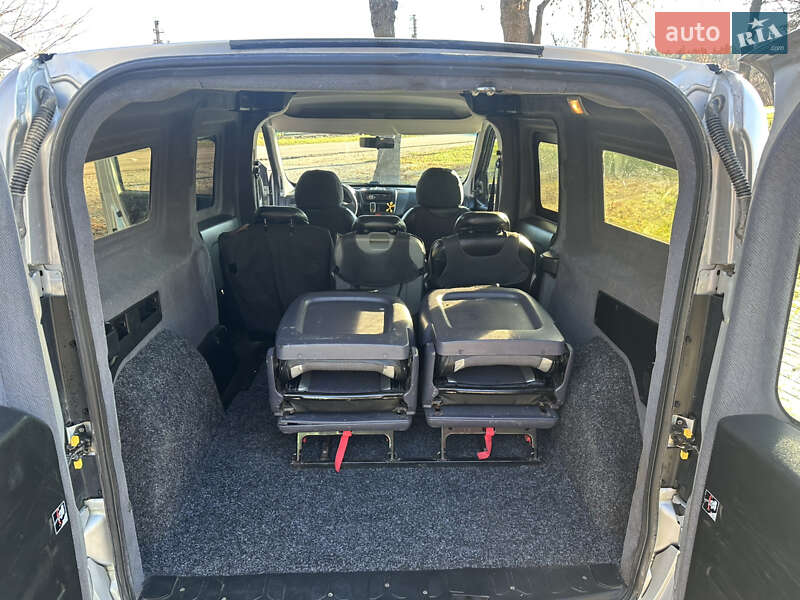 Мінівен Opel Combo 2012 в Львові фото 19 Мінівен Opel Combo 2012 в Львові