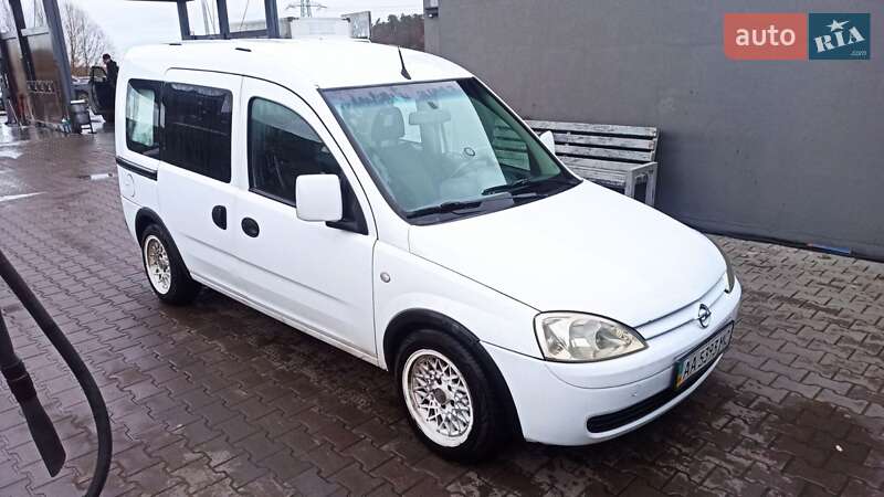 Мінівен Opel Combo 2007 в Києві