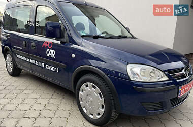 Мінівен Opel Combo 2009 в Ковелі