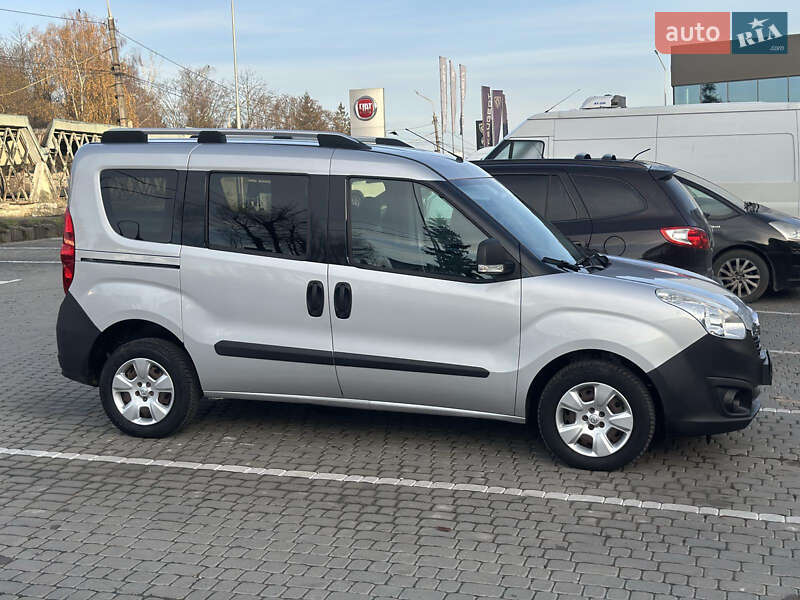 Мінівен Opel Combo 2013 в Тернополі
