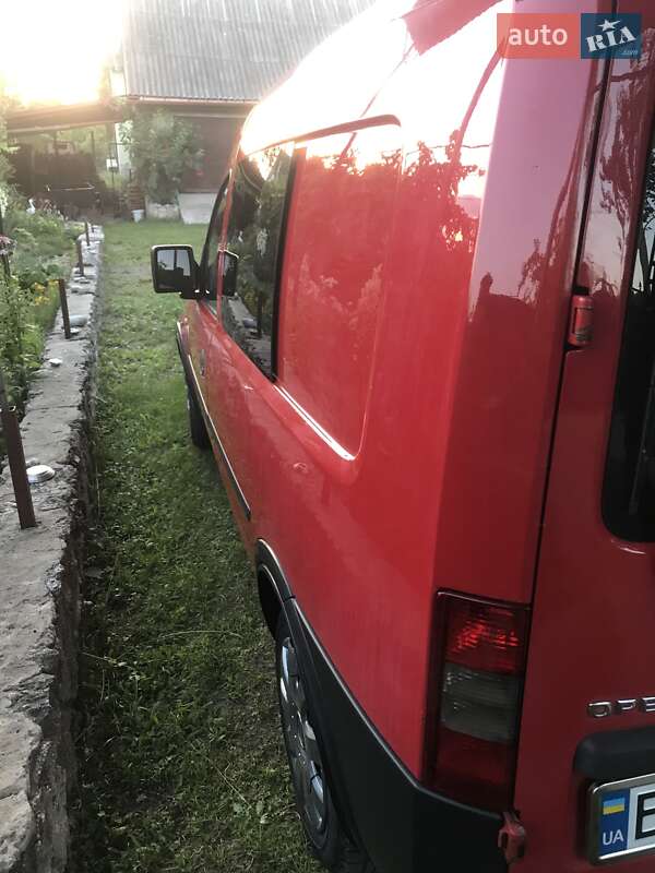 Грузовой фургон Opel Combo 2004 в Кременце