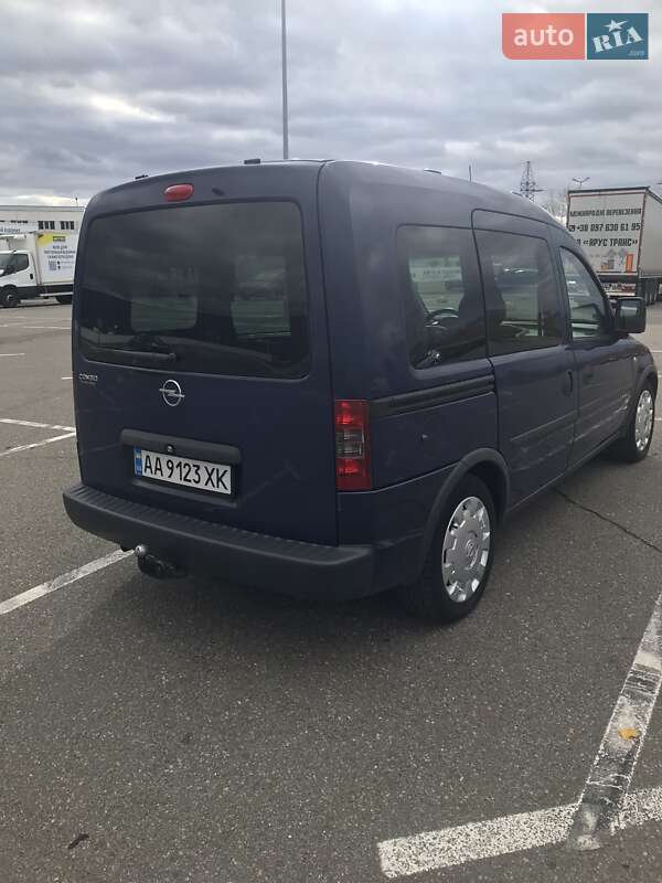 Мінівен Opel Combo 2009 в Києві