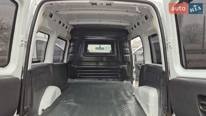 Вантажний фургон Opel Combo 2011 в Черкасах