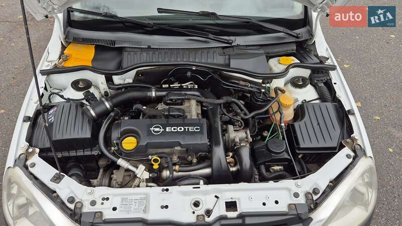 Вантажний фургон Opel Combo 2011 в Черкасах