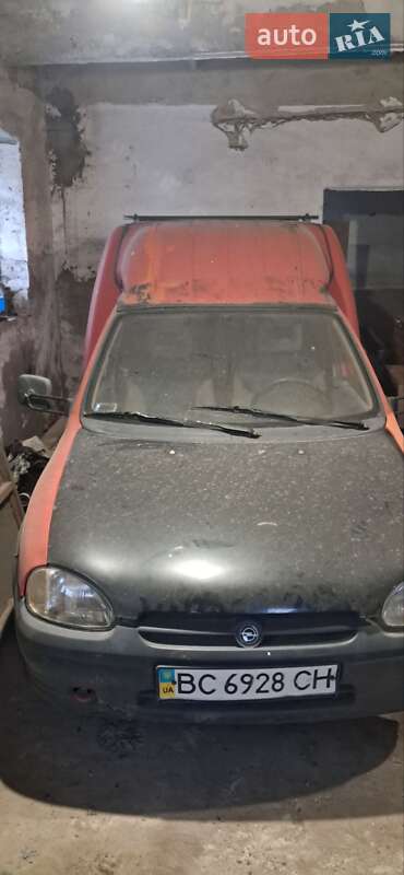 Мінівен Opel Combo 2001 в Золочеві