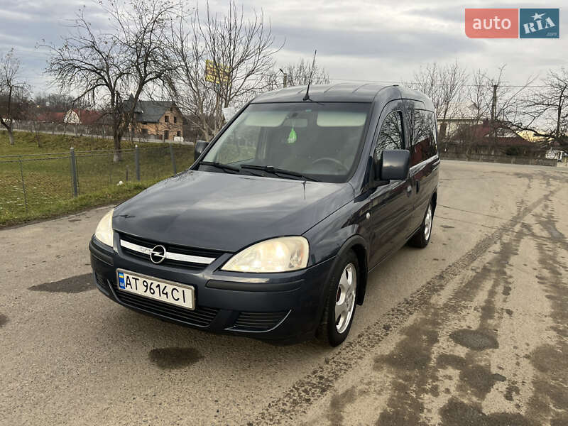 Мінівен Opel Combo 2010 в Коломиї фото 3 Мінівен Opel Combo 2010 в Коломиї