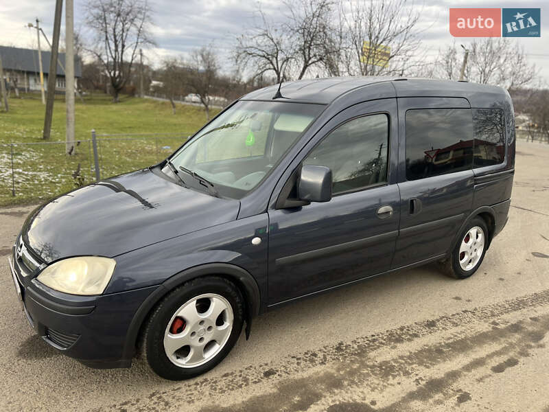 Мінівен Opel Combo 2010 в Коломиї фото 16 Мінівен Opel Combo 2010 в Коломиї