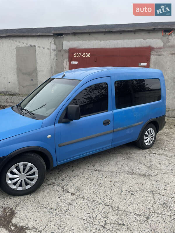 Мінівен Opel Combo 2003 в Одесі