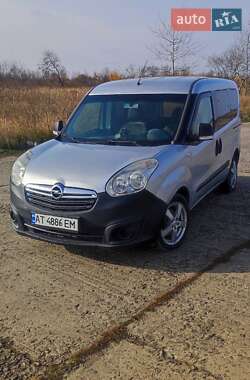 Мінівен Opel Combo 2012 в Івано-Франківську