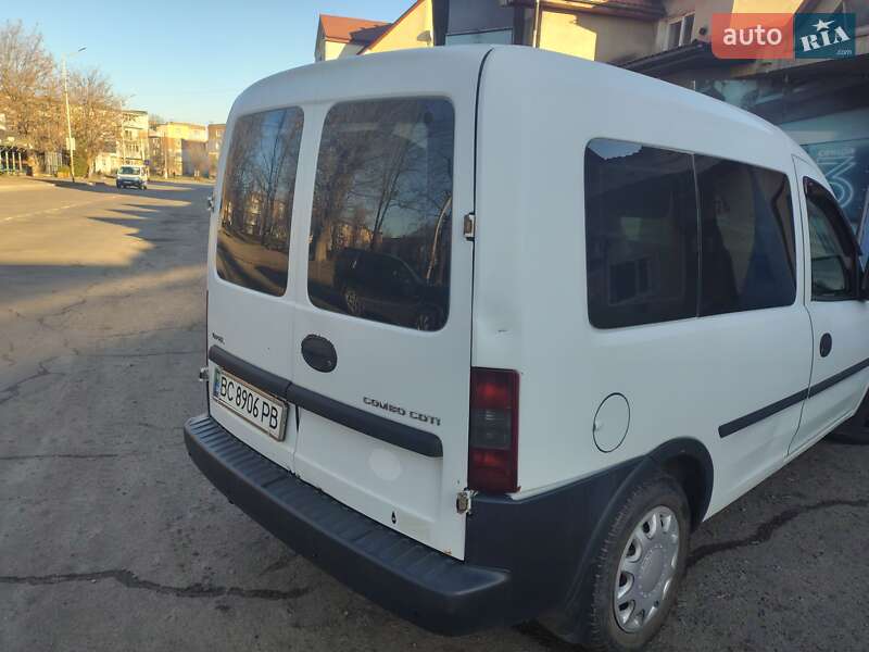 Мінівен Opel Combo 2006 в Шептицькому