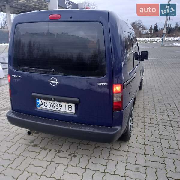Минивэн Opel Combo 2008 в Стрые