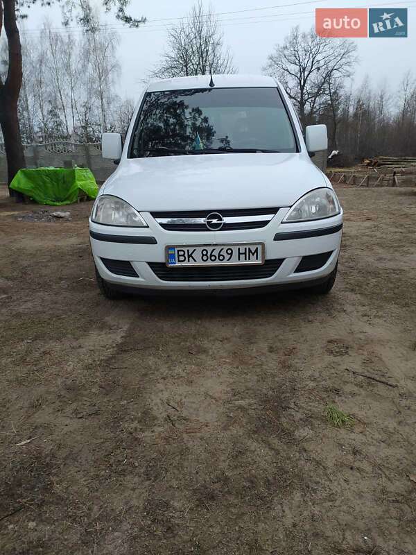 Opel Combo 2008