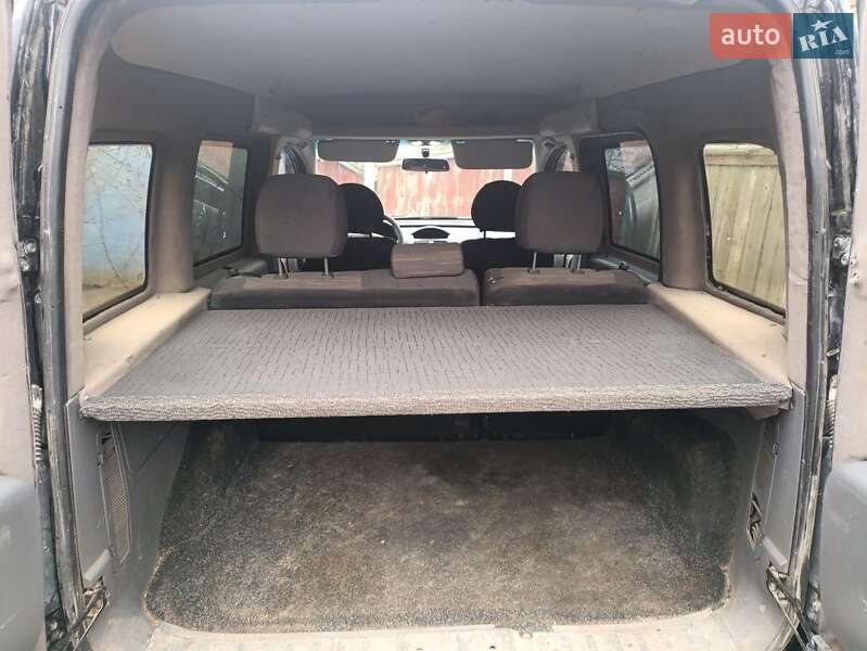 Минивэн Opel Combo 2004 в Борщеве