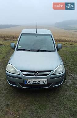 Минивэн Opel Combo 2010 в Золочеве