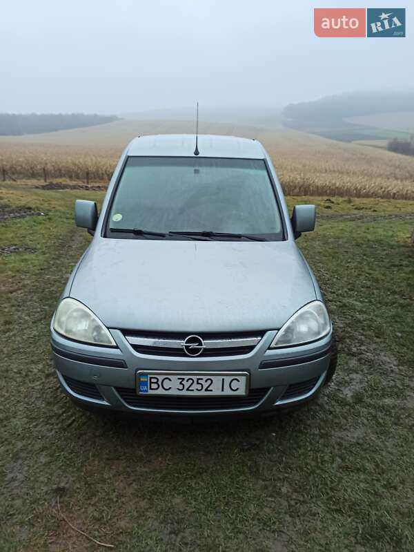 Opel Combo 2010