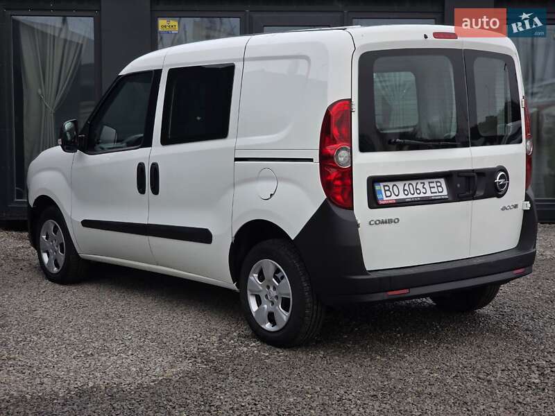 Вантажний фургон Opel Combo 2018 в Тернополі фото 4 Вантажний фургон Opel Combo 2018 в Тернополі