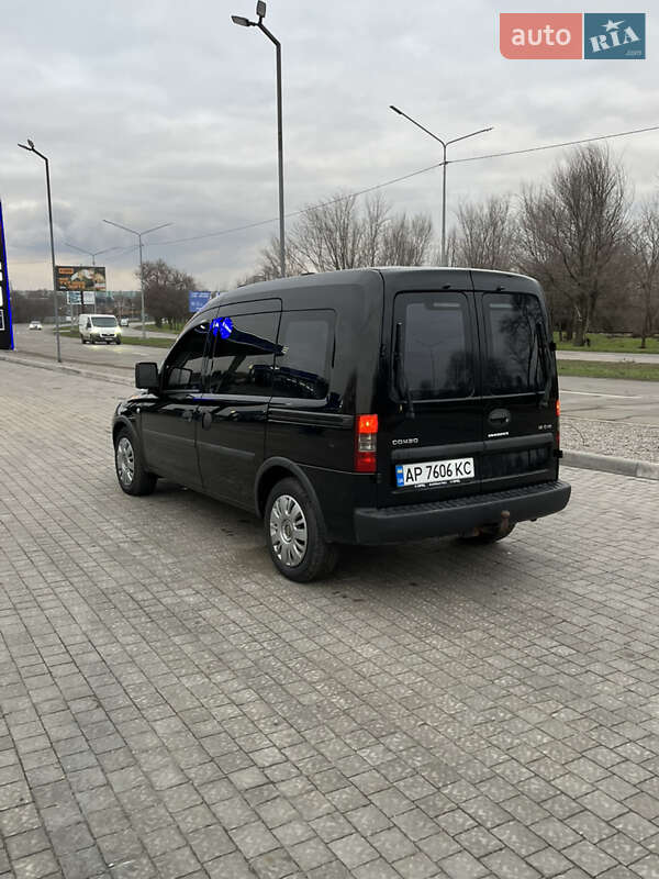 Мінівен Opel Combo 2006 в Запоріжжі фото 7 Мінівен Opel Combo 2006 в Запоріжжі