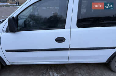 Минивэн Opel Combo 2005 в Балте