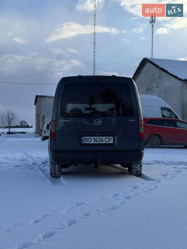 Минивэн Opel Combo 2007 в Микулинцах