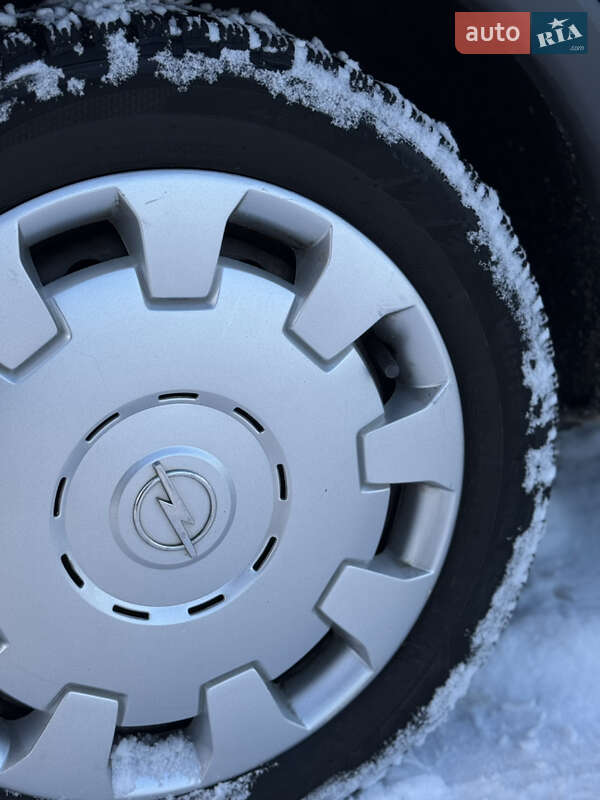 Минивэн Opel Combo 2007 в Микулинцах