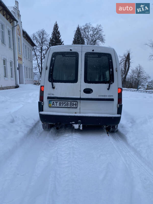 Минивэн Opel Combo 2006 в Рожнятове
