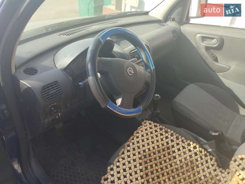 Вантажопасажирський фургон Opel Combo 2006 в Кропивницькому