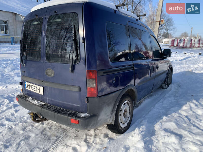 Минивэн Opel Combo 2004 в Барановке