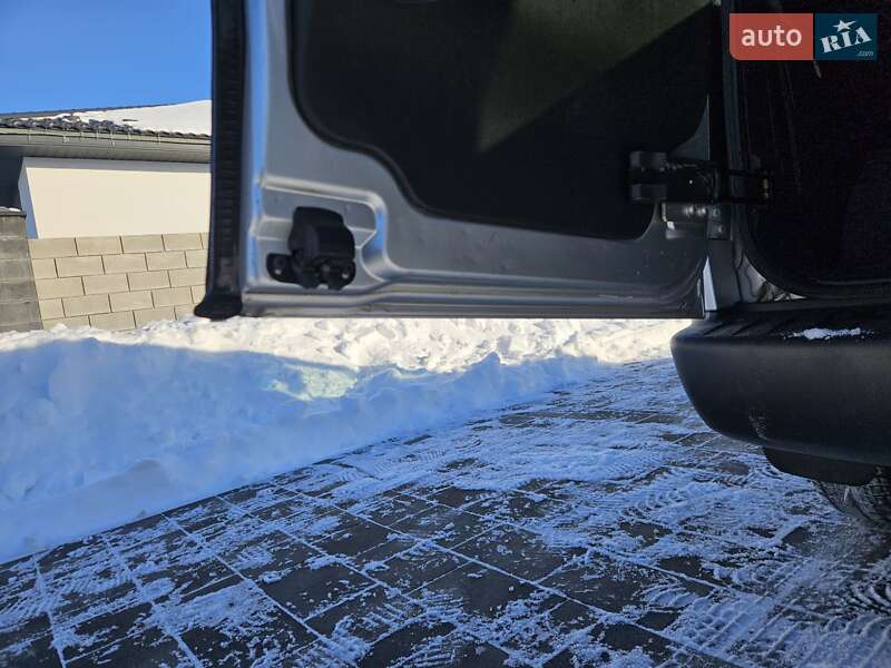 Минивэн Opel Combo 2009 в Ровно фото 23 Минивэн Opel Combo 2009 в Ровно