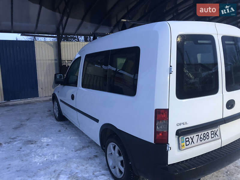 Мінівен Opel Combo 2011 в Чемерівцях фото 5 Мінівен Opel Combo 2011 в Чемерівцях