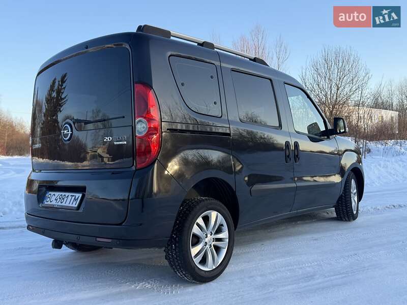 Мінівен Opel Combo 2012 в Трускавці