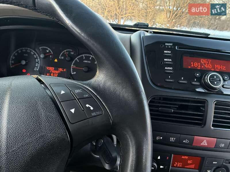 Мінівен Opel Combo 2012 в Трускавці