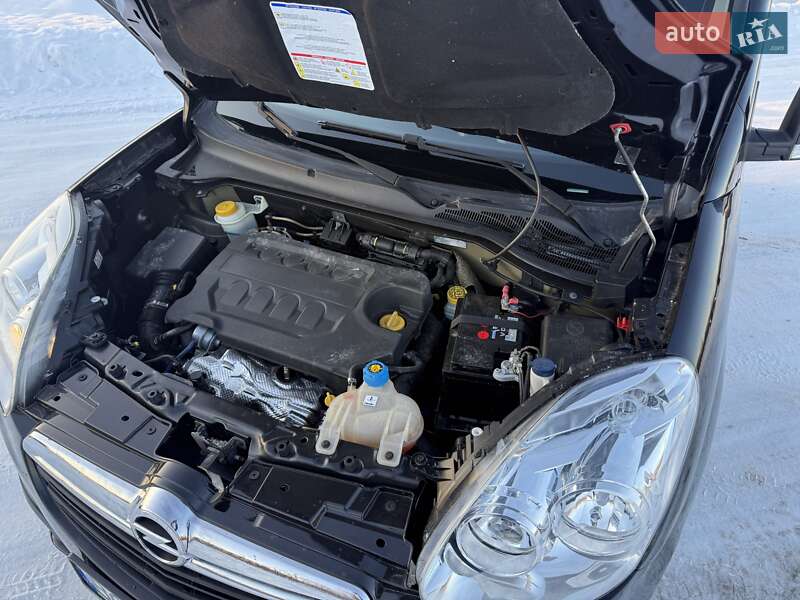 Мінівен Opel Combo 2012 в Трускавці