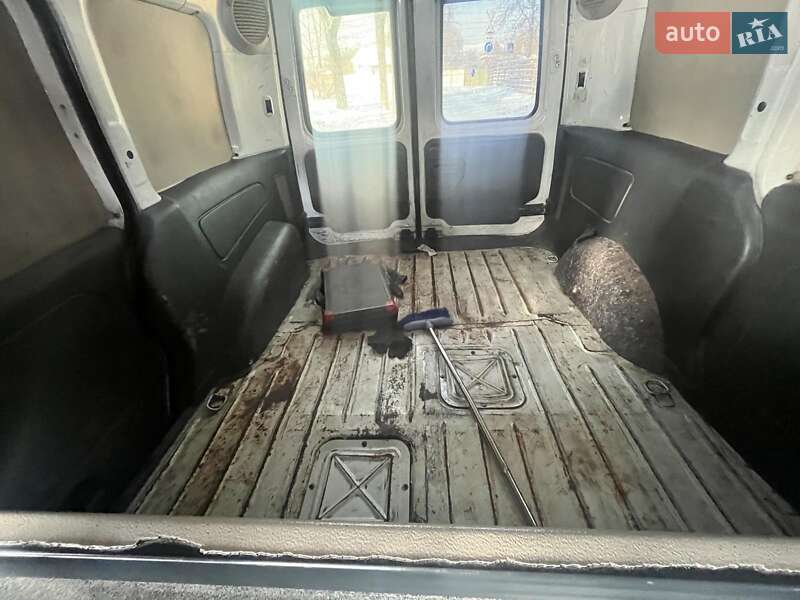 Вантажний фургон Opel Combo 2011 в Києві фото 53 Вантажний фургон Opel Combo 2011 в Києві