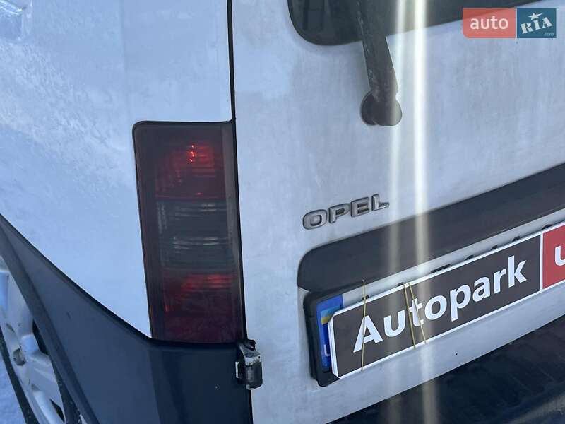 Вантажний фургон Opel Combo 2011 в Києві фото 13 Вантажний фургон Opel Combo 2011 в Києві