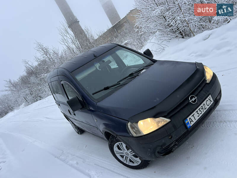 Мінівен Opel Combo 2003 в Долині