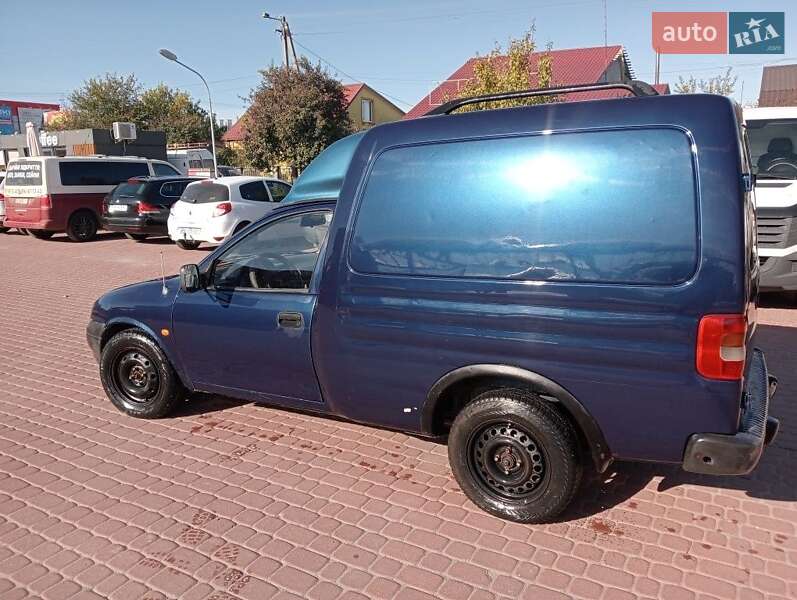Грузовой фургон Opel Combo 1998 в Ровно