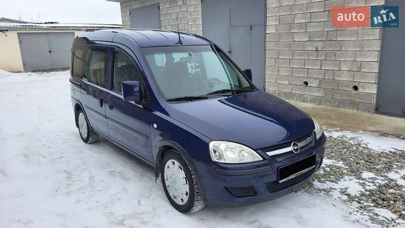 Мінівен Opel Combo 2006 в Чорткові