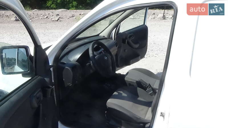 Грузовой фургон Opel Combo 2007 в Запорожье фото 6 Грузовой фургон Opel Combo 2007 в Запорожье