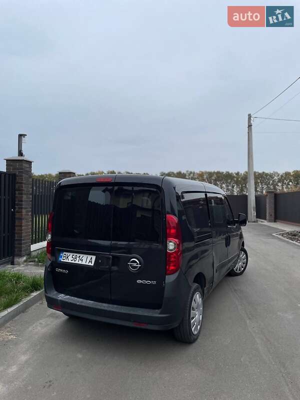 Мінівен Opel Combo 2015 в Рокитному