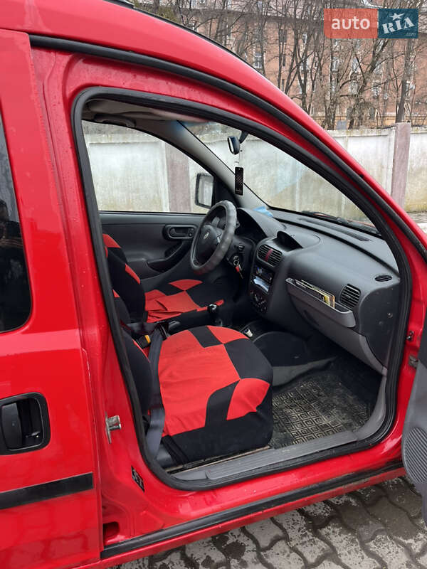 Минивэн Opel Combo 2003 в Черновцах