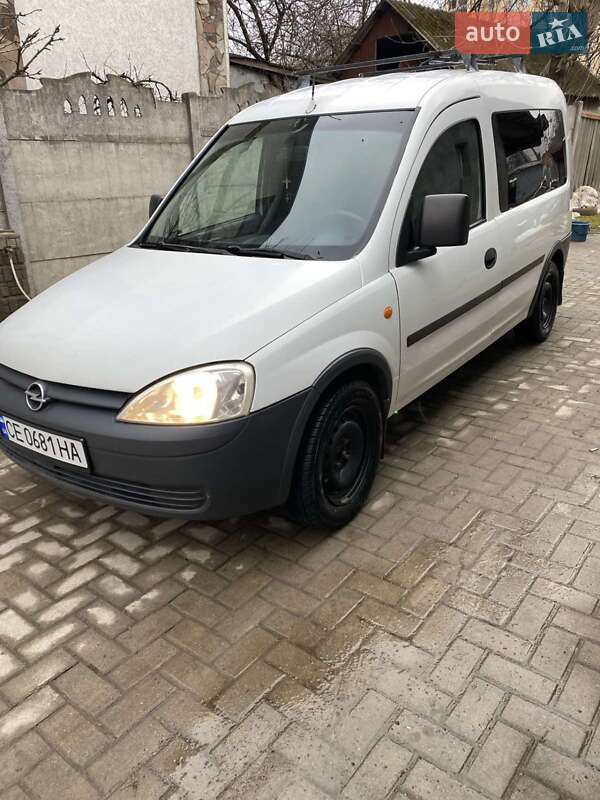 Мінівен Opel Combo 2002 в Чернівцях