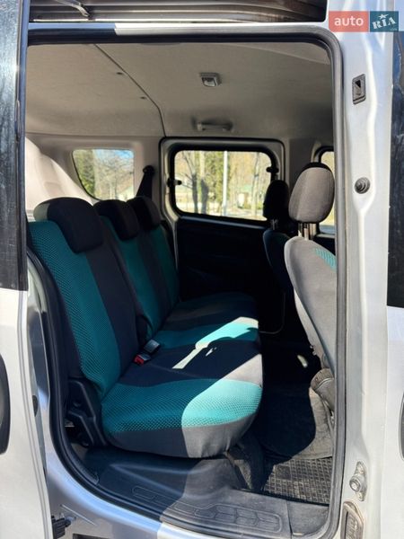 Мінівен Opel Combo 2013 в Києві