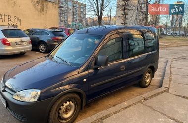 Минивэн Opel Combo 2005 в Киеве