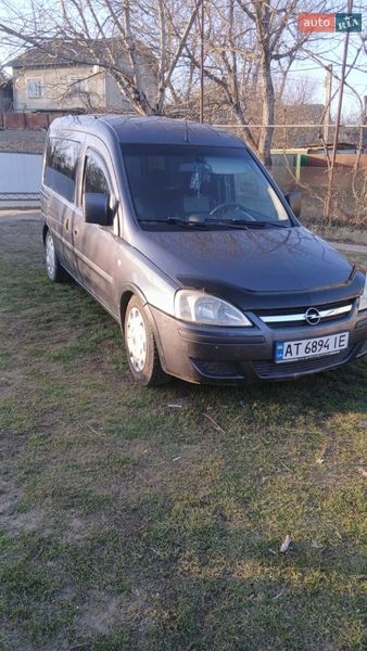 Минивэн Opel Combo 2005 в Ивано-Франковске