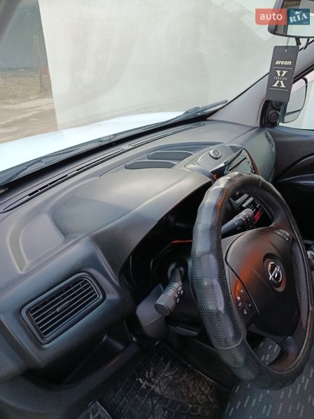 Вантажний фургон Opel Combo 2013 в Брюховичах фото 30 Вантажний фургон Opel Combo 2013 в Брюховичах