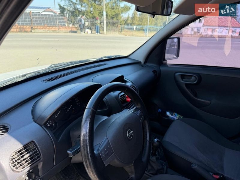 Вантажний фургон Opel Combo 2008 в Івано-Франківську