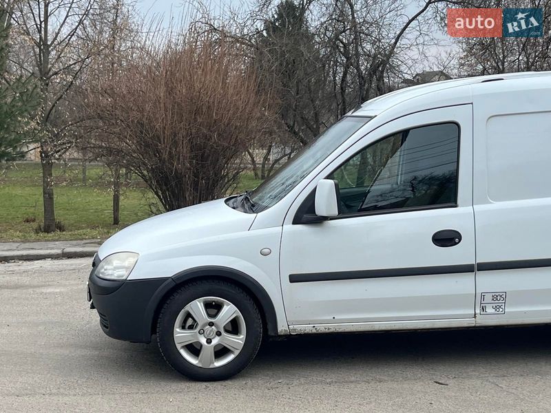 Вантажний фургон Opel Combo 2011 в Києві фото 6 Вантажний фургон Opel Combo 2011 в Києві