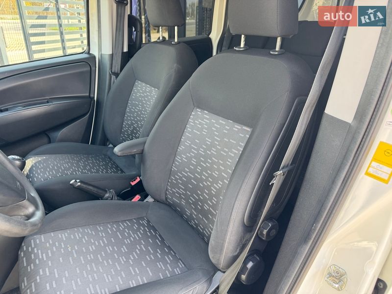 Минивэн Opel Combo 2018 в Ровно