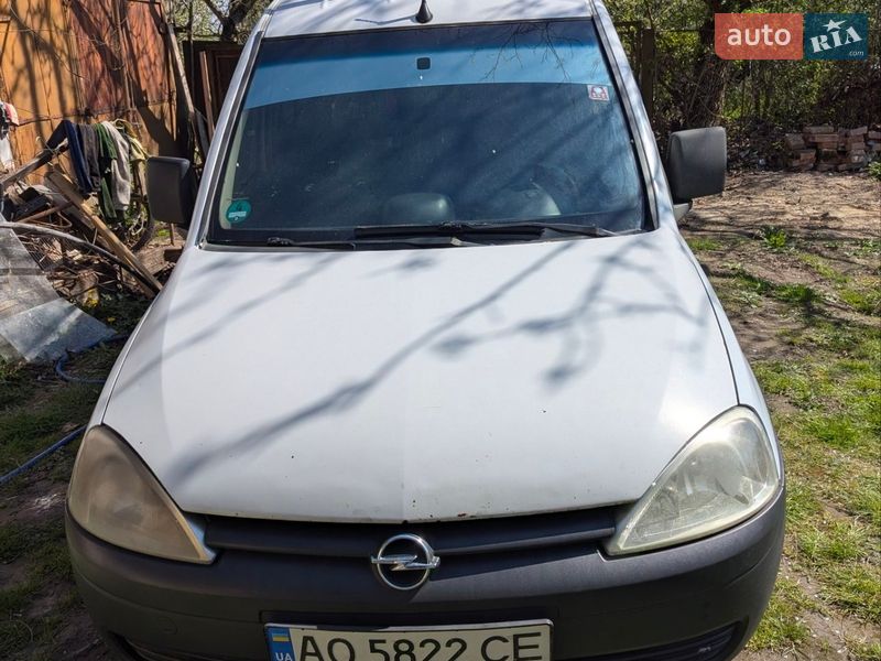 Opel Combo 2005