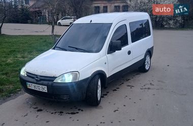 Минивэн Opel Combo 2002 в Калуше